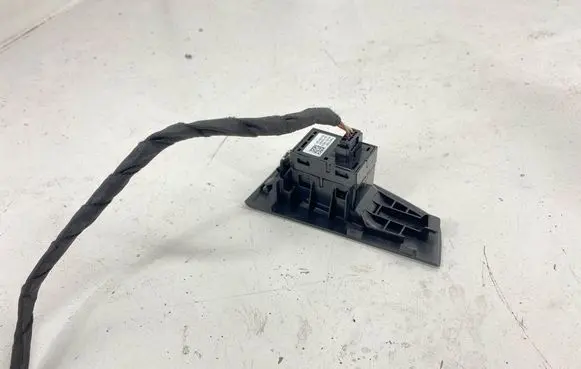 BMW 2 F44 Electric window control switch 7950756 7480261 61317950756