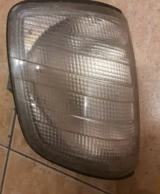 Mercedes-Benz E W124 Front indicator light 0152609