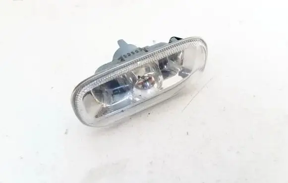 Audi A4 S4 B6 8E 8H Front fender indicator light 8E0949127