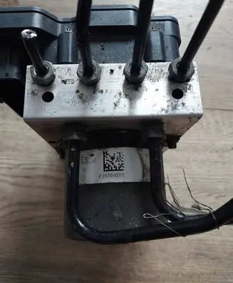 Mercedes-Benz Sprinter W907 W910 ABS Pump A9079003304