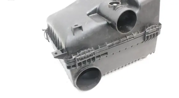 Mitsubishi Pajero Air filter box 1500A141