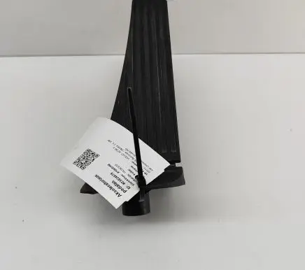 Volvo XC90 Accelerator throttle pedal 32269124