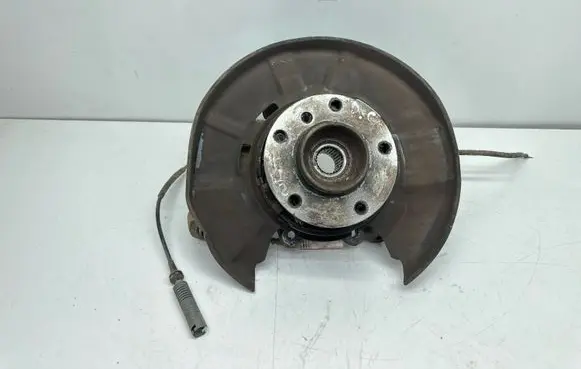 BMW 3 E92 E93 Rear wheel hub 