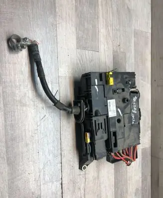 Volkswagen Touareg II Fuse module 7P0937548F 497992