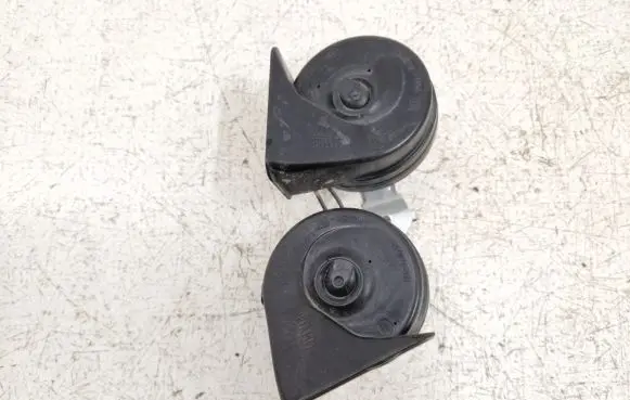 Ford Explorer VI Horn signal L1MT13A803 L1MT13A803AB K39AG