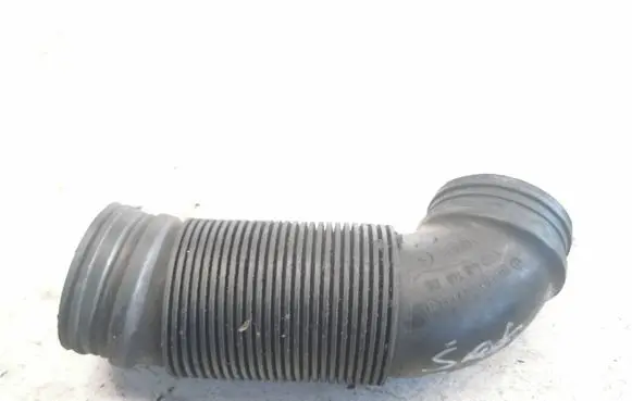Skoda Octavia Mk2 (1Z) Air intake hose/pipe 1K0129684B 446148