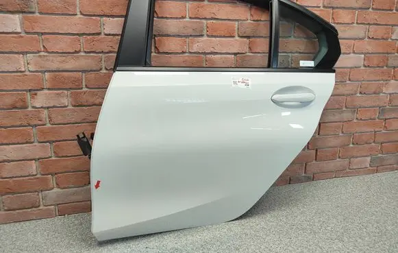 BMW 3 G20 G21 Rear door 7482277