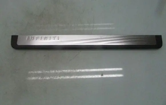 Infiniti M Side skirt front trim M35H