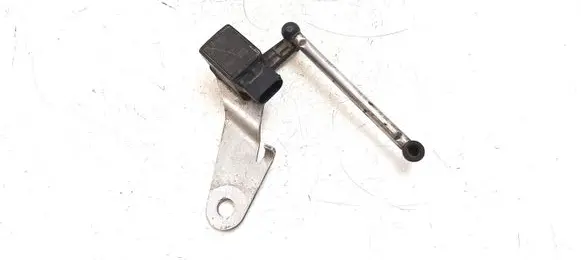 Headlight/headlamp level sensor