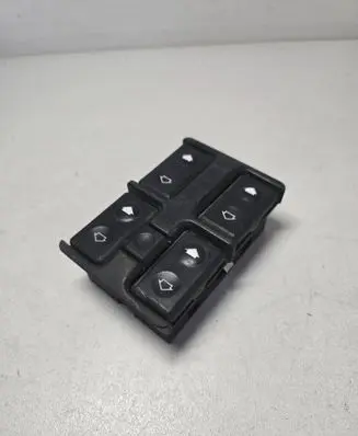 BMW 7 E38 Electric window control switch 1379075