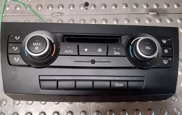 BMW 3 E90 E91 Climate control unit 9224545