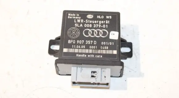 Audi A4 S4 B7 8E 8H Light module LCM 8P0907357D