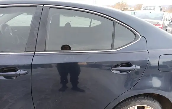 Lexus IS 220D-250-350 Rear door