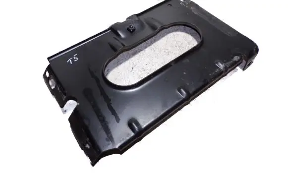 Battery tray