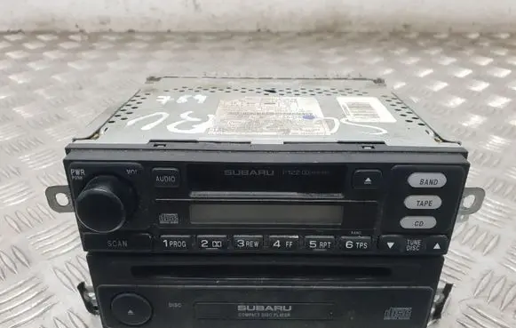 Subaru Forester SG Radio/CD/DVD/GPS head unit 86201FC070