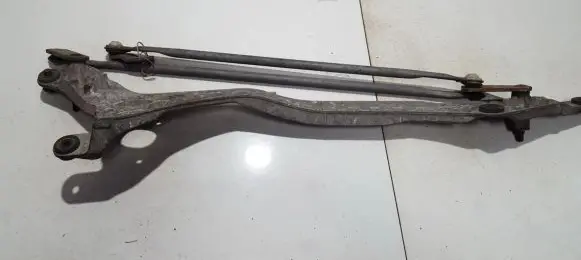 Mazda Xedos 9 Front wiper linkage and motor