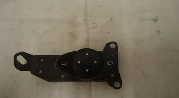 Mercedes-Benz E W211 Wing mirror switch 2118219158 A2118219158 03211050