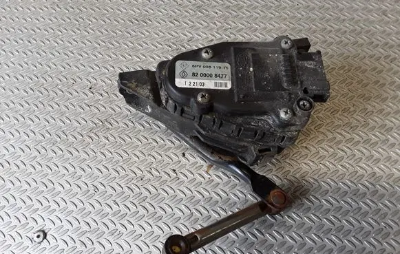 Opel Vivaro Accelerator pedal position sensor 8200008477