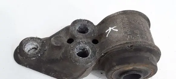 Volkswagen PASSAT B5.5 Rear axle beam mounts housing 