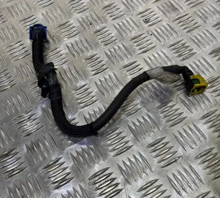 Maserati Ghibli Fuel line/pipe/hose 0B460 0670030350 00475
