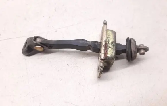Mazda 6 Front door check strap stopper GJ6A58270F D06072