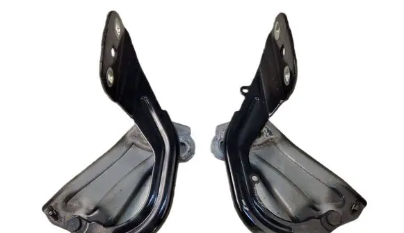 Ford Kuga II Engine bonnet/hood hinges BM51A16800AD BM51A16801AD