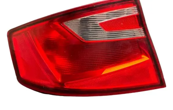 Seat Toledo IV (NH) Rear/tail lights 6JH945095B