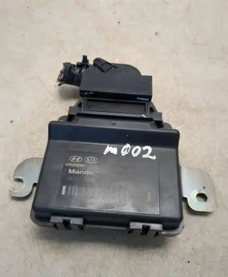 Hyundai i40 Central body control module 597903Z550 EP80010410 01084807