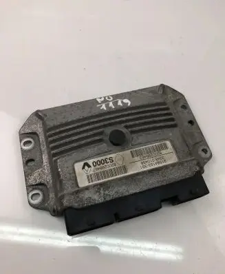 Renault Megane I Engine control unit/module 8200298463