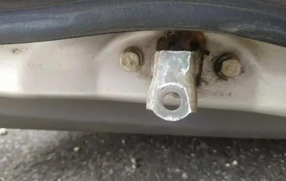 Nissan Almera Tino Front door check strap stopper 