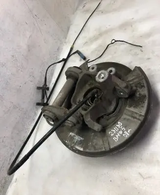 BMW 5 E60 E61 Rear wheel hub