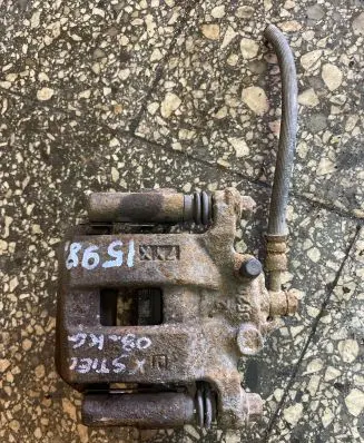 Nissan X-Trail T31 Rear brake caliper