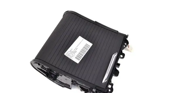 Volkswagen PASSAT B7 Cup holder 2633402
