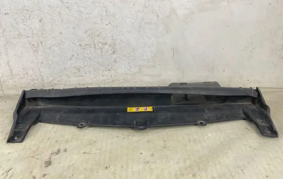 Mercedes-Benz GLC X253 C253 Top upper radiator support slam panel A2535001100