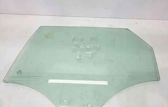 Audi A4 S4 B5 8D Sliding door window/glass 