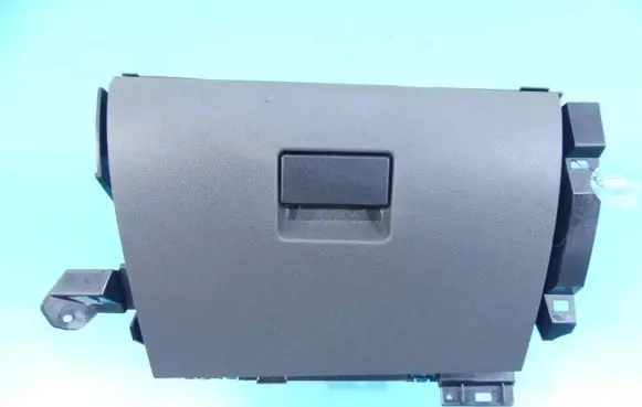 Ford C-MAX I Glove box 3M51-06008 IMPRK1016476