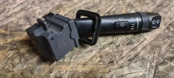 Volvo XC90 Wiper control stalk 30768101