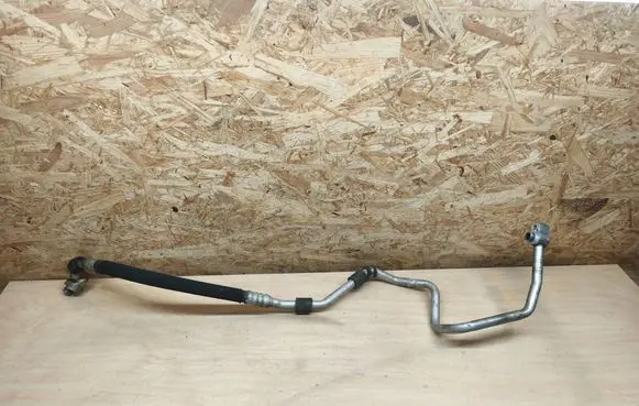 Porsche Cayenne (92A) Air conditioning (A/C) pipe/hose 7P0820721K
