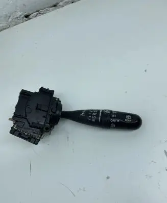 Toyota Corolla E120 E130 Wiper control stalk 1A830 173699 173647