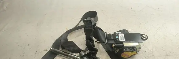 Subaru Outback (BT) Front seatbelt