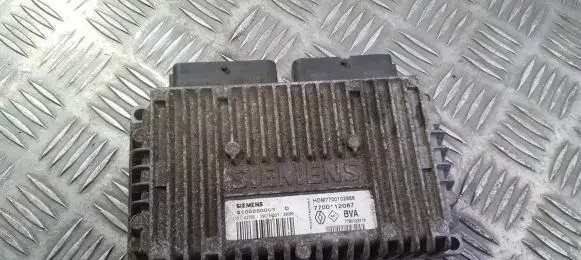 Renault Laguna I Gearbox control unit/module HOM7700102888