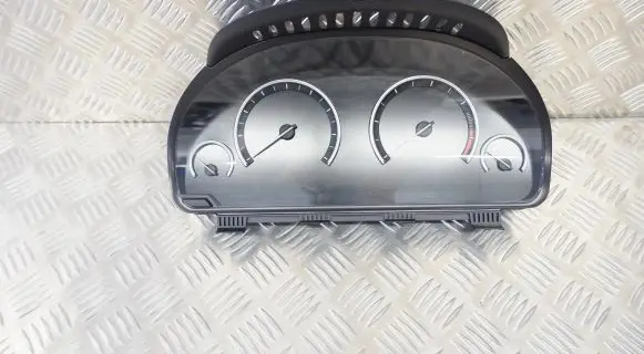 BMW 7 F01 F02 F03 F04 Speedometer (instrument cluster) 9214734 0263651308