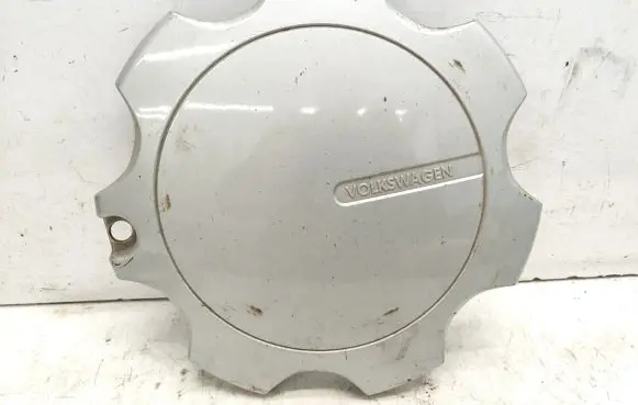 Volkswagen PASSAT B4 R14 wheel hub/cap/trim 357601147A