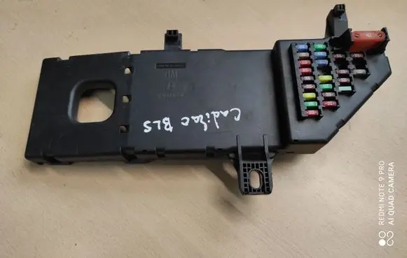 Cadillac BLS Fuse module 12798346