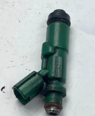 Toyota Prius (XW20) Fuel injector 2325021020
