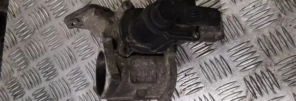 Volkswagen Caddy EGR valve 03g129637a