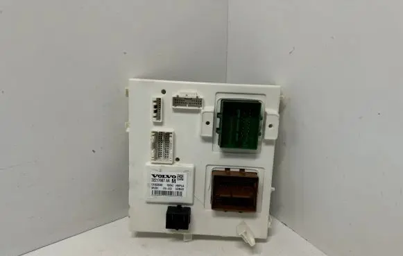 Volvo XC90 Comfort/convenience module 32217667 32217667AA