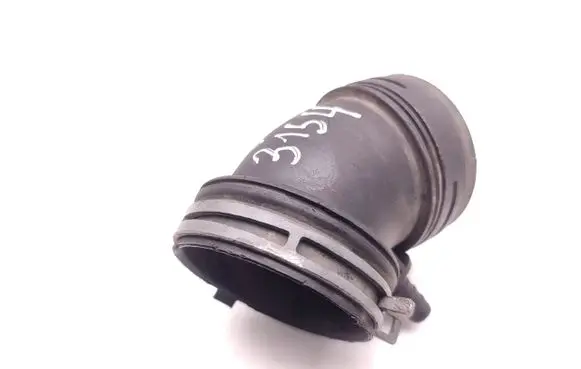 Air intake hose/pipe