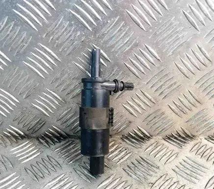 Audi A5 Windscreen/windshield washer pump 8W0955647