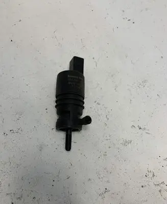 Honda Civic Windscreen/windshield washer pump 3043126